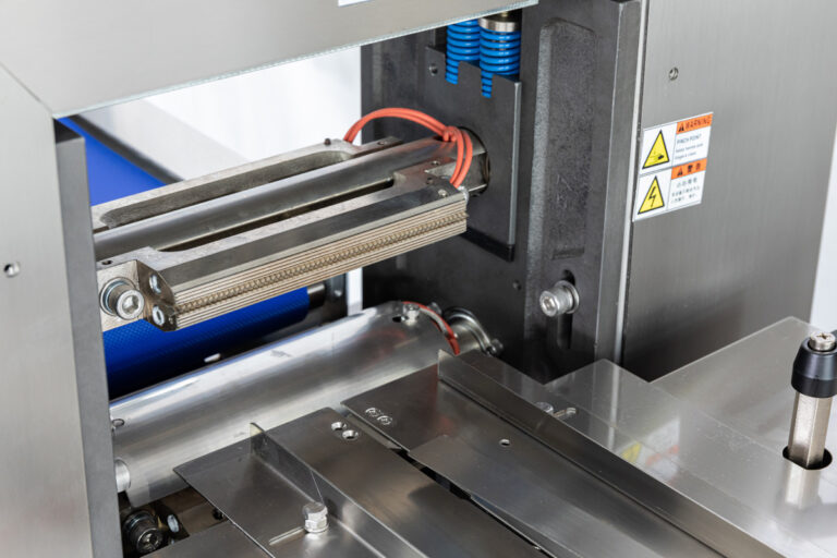 Single, Double or Triple Jaws Designed for Different Product Size